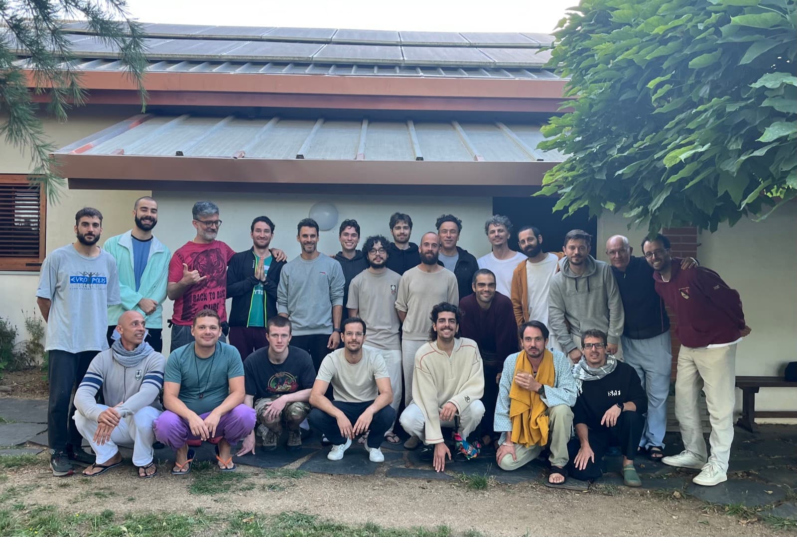 Le groupe de ma deuxième retraite de méditation Vipassana, juin 2026